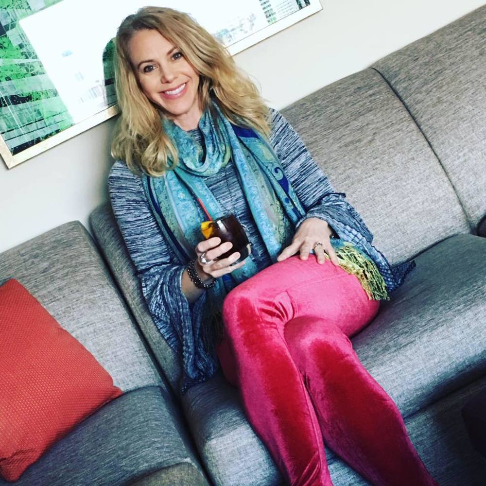 Meet your Posher, Joy
